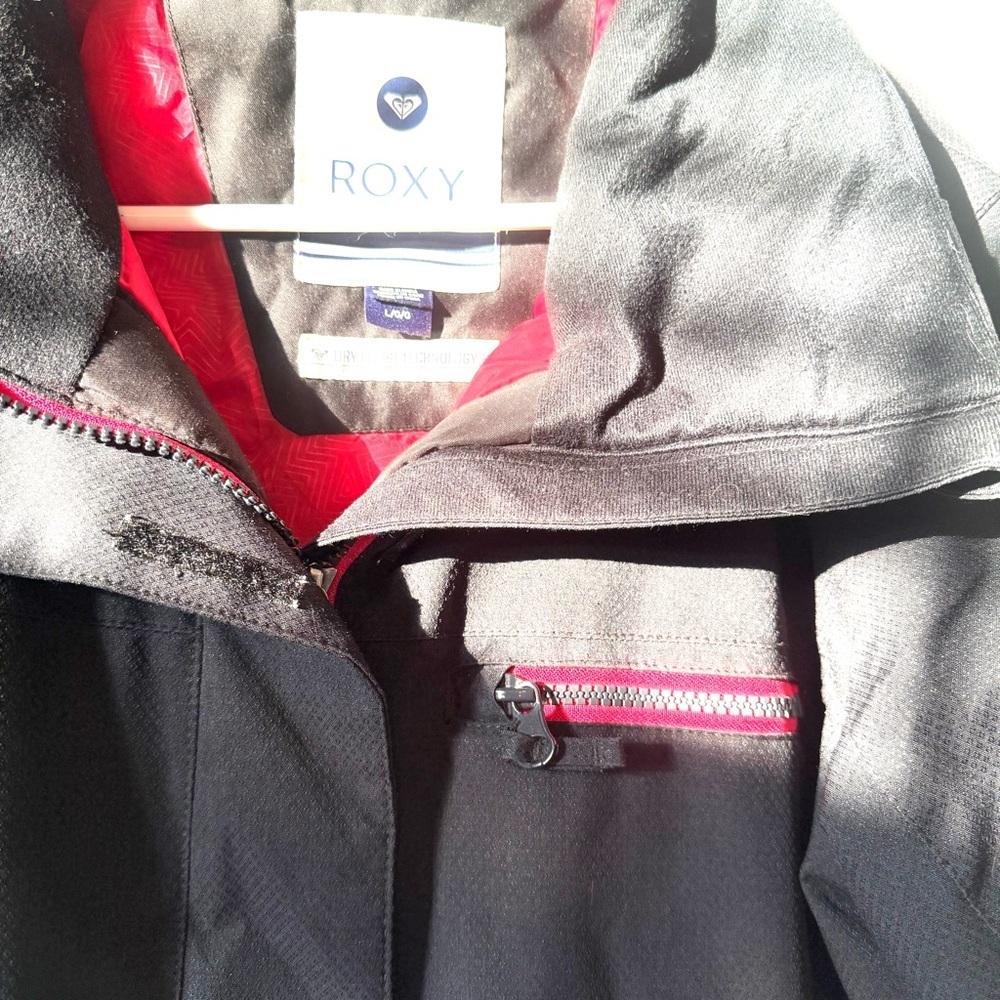 Roxy Vintage Y2K Black Pink Ski Snow Women’s Jacket - Picture 5 of 12